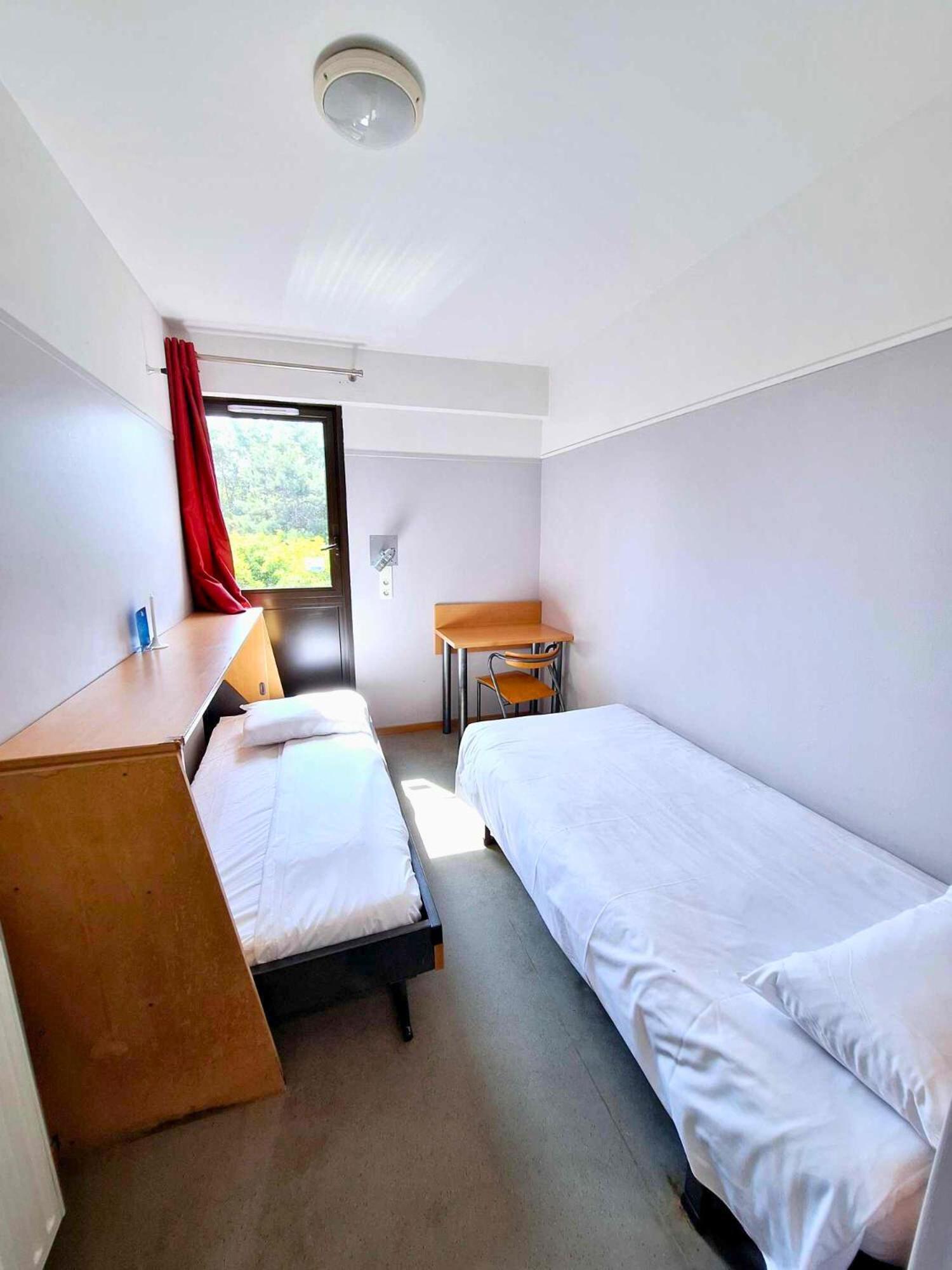 Hotel Cis De Champagne - Ethic Etapes Reims Exterior foto